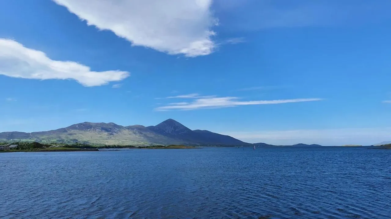 The Waterside Apartment 112 Harbour Mills Westport 0*,  Irland